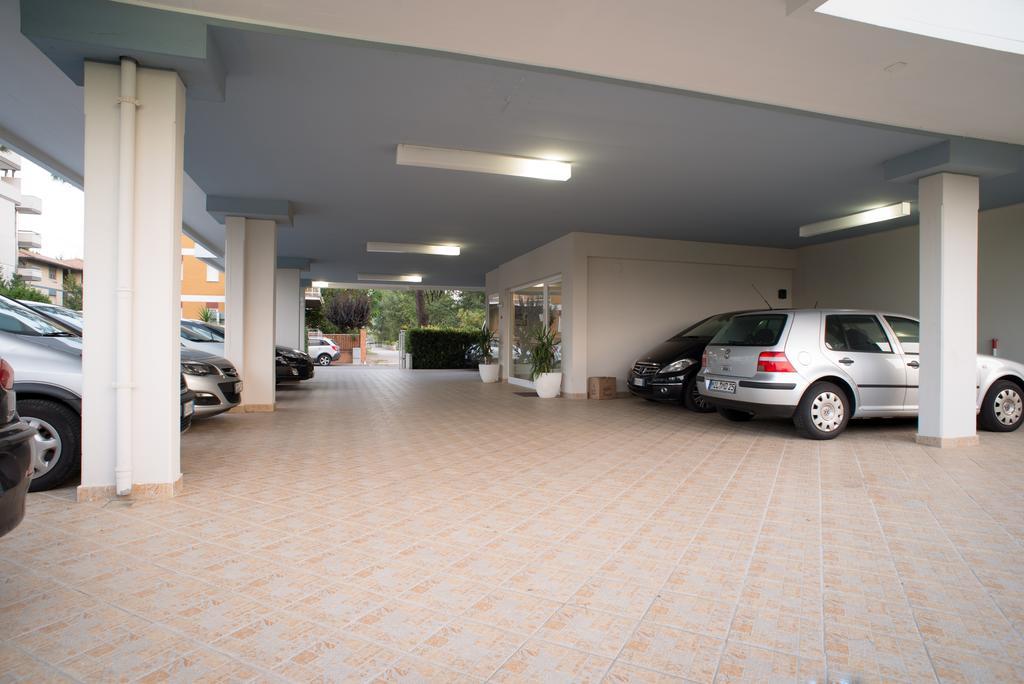 Hotel Clipper Джулианова Екстериор снимка