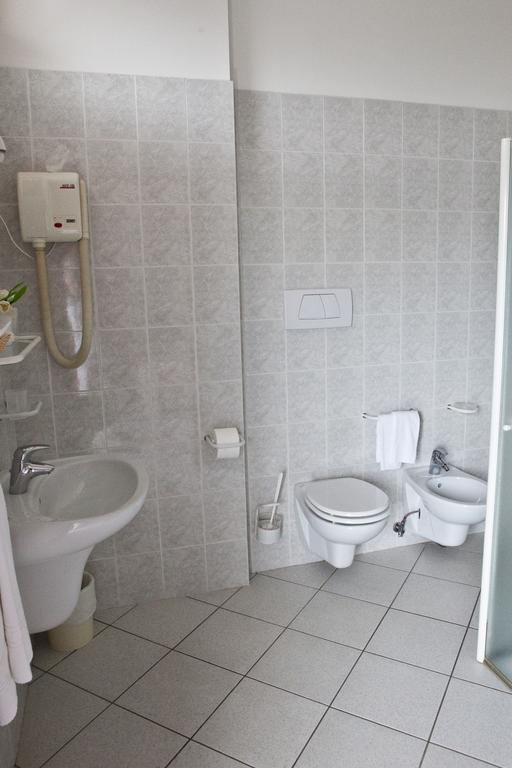 Hotel Clipper Джулианова Екстериор снимка