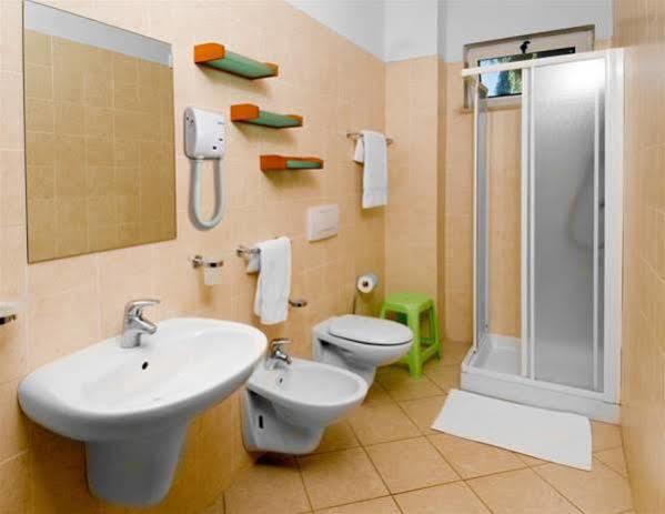 Hotel Clipper Джулианова Екстериор снимка